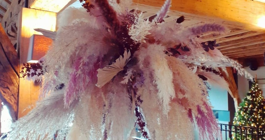 Handelaar carousel item